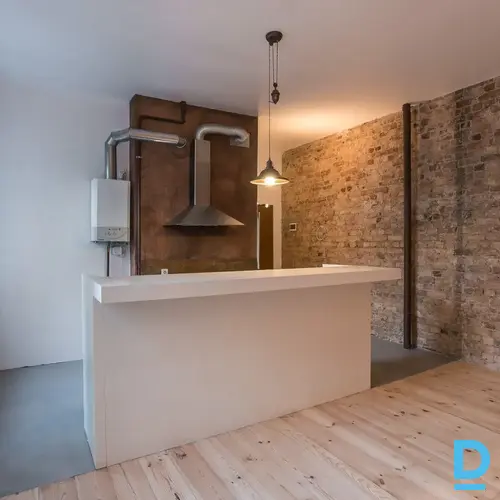 Pārdod dzīvokli Rīga Centrs Bruņinieku 52