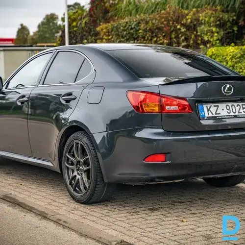 Pārdod Lexus IS220, 2.2d, 2007