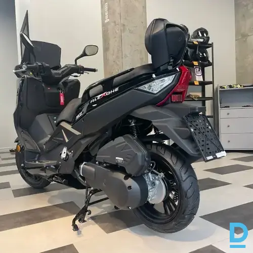 Pārdod Alexone 125cc Maxi motorolleri, 125 cm³, 2025 Pārdod Alexone 125cc Maxi motorolleri, 125 cm³, 2025