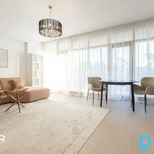 Pārdošanā elegants, gaumīgi iekārtots dzīvoklis prestižā dzīvojamajā kompleksā.D