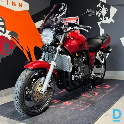 Pārdod Honda CB1000 motociklu, 1000 cm³, 1995