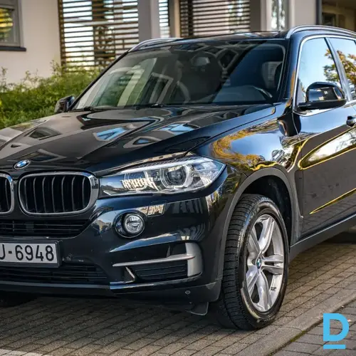 Pārdod BMW X5 3.0d, 2015