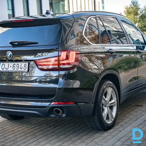 Pārdod BMW X5 3.0d, 2015