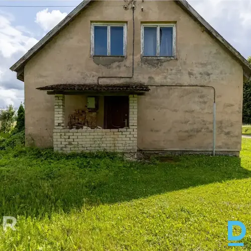 Pārdošanā 1/2 no divstāvu mājas (70 m²) ar plašu privāto teritoriju Dauguļu ciem Pārdošanā 1/2 no divstāvu mājas (70 m²) ar plašu privāto teritoriju Dauguļu ciem