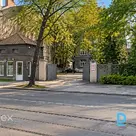 Plašas komerctelpas ar ērtu piebraukšanu no Brīvības ielas