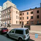 Semi-basement premises for commercial activities at the Enterprise Register