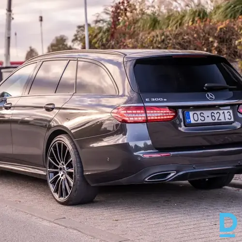 Pārdod Mercedes-Benz E300 2.0 Plug-in, AMG, 2022
