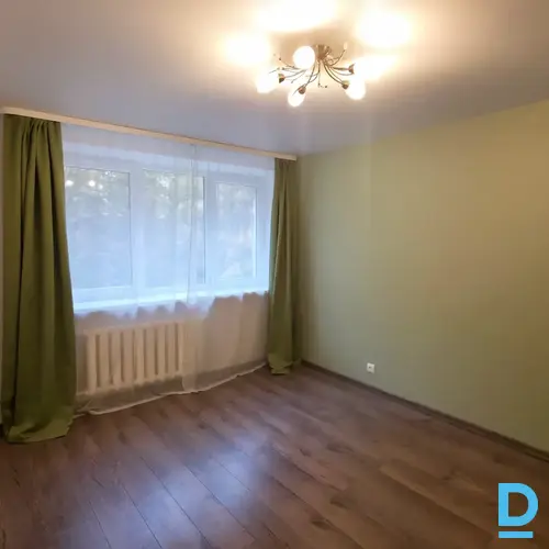 Pārdod dzīvokli Vidzemes aleja 8, 27m², 1 ist.