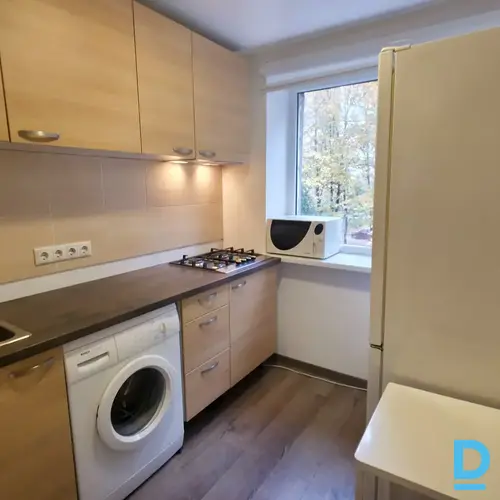 Pārdod dzīvokli Vidzemes aleja 8, 27m², 1 ist.