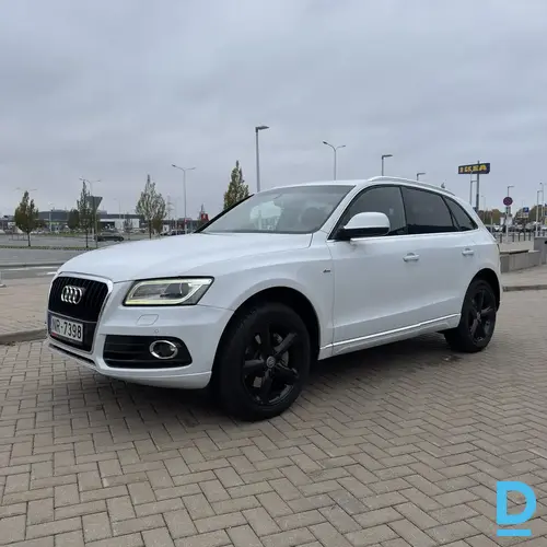 Pārdod Audi Q5, 2013