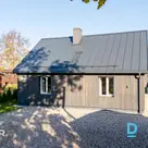 A cosy detached house with a beautifully maintained land plot in the centre of S