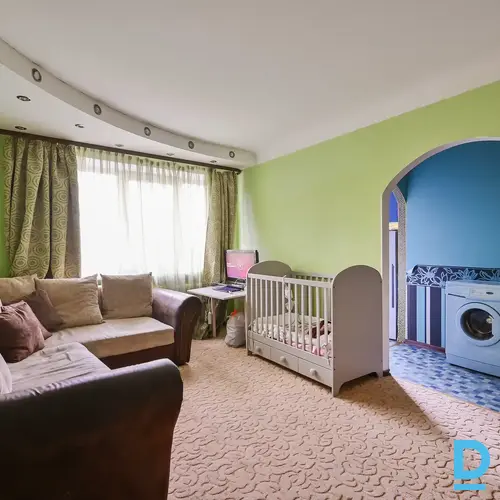 Pārdod dzīvokli Limbažu iela 11