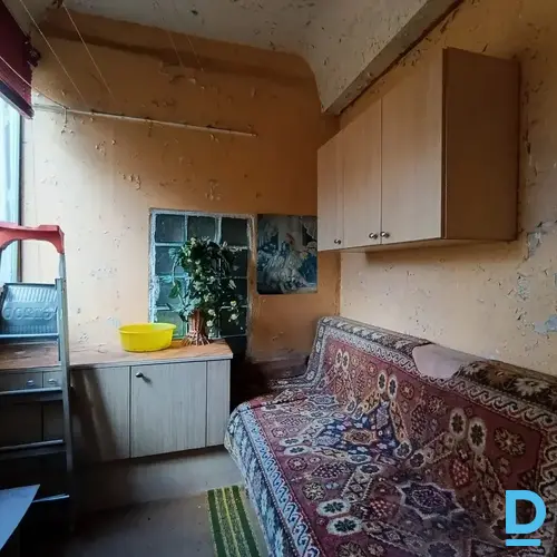 Pārdod dzīvokli Rostokas iela 10