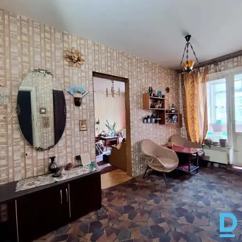 Pārdod dzīvokli Rostokas iela 10