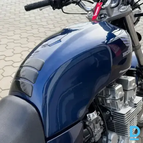 Pārdod Honda Cb750 Seven Fifty motociklu, cm³, 1999