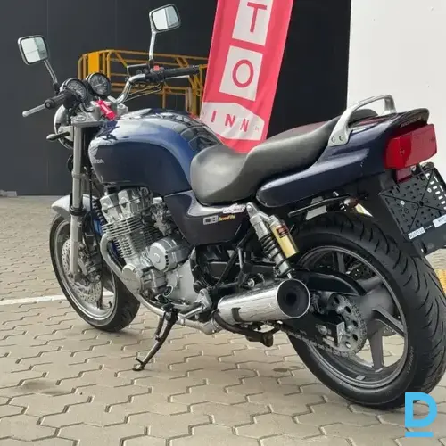 Pārdod Honda Cb750 Seven Fifty motociklu, cm³, 1999