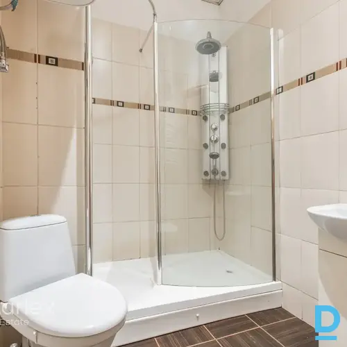 2 istabu dzīvoklis Rīgas centrā, Donberga kvartālā – 67 m² renovētas fasādes ēkas 2