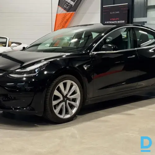 Pārdod Tesla Model 3 Standard Range Plus RWD, 2019 Pārdod Tesla Model 3 Standard Range Plus RWD, 2019