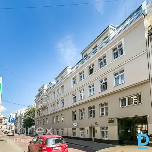 Birojs Rīgas centrā pie Uzņēmu Reģistra