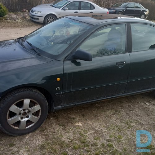 Pārdod Audi A4, 1995