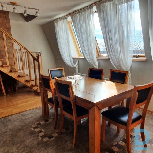 Unikāls 3-istabu penthauss pieejams īrei Ciemupes iela 2, Juglā, Rīgā. Unikāls 3-istabu penthauss pieejams īrei Ciemupes iela 2, Juglā, Rīgā.