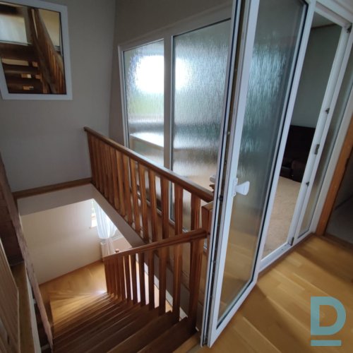 Unikāls 3-istabu penthauss pieejams īrei Ciemupes iela 2, Juglā, Rīgā. Unikāls 3-istabu penthauss pieejams īrei Ciemupes iela 2, Juglā, Rīgā.