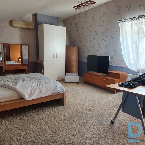 Unikāls 3-istabu penthauss pieejams īrei Ciemupes iela 2, Juglā, Rīgā. Unikāls 3-istabu penthauss pieejams īrei Ciemupes iela 2, Juglā, Rīgā.