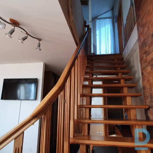 Unikāls 3-istabu penthauss pieejams īrei Ciemupes iela 2, Juglā, Rīgā. Unikāls 3-istabu penthauss pieejams īrei Ciemupes iela 2, Juglā, Rīgā.