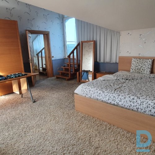 Unikāls 3-istabu penthauss pieejams īrei Ciemupes iela 2, Juglā, Rīgā. Unikāls 3-istabu penthauss pieejams īrei Ciemupes iela 2, Juglā, Rīgā.