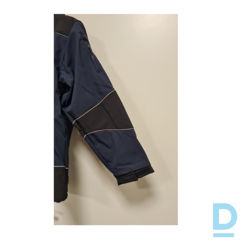 Pārdod JACKAL PRO Vīriešu jaka Pārdod JACKAL PRO Vīriešu jaka