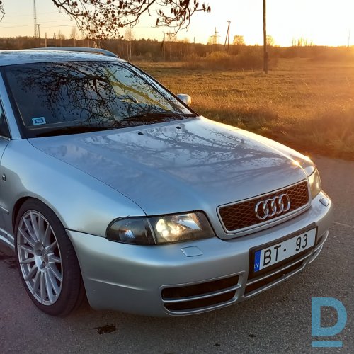 Pārdod Audi S4, 1998