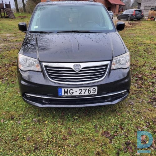 Pārdod Lancia Voyager, 2012 Pārdod Lancia Voyager, 2012