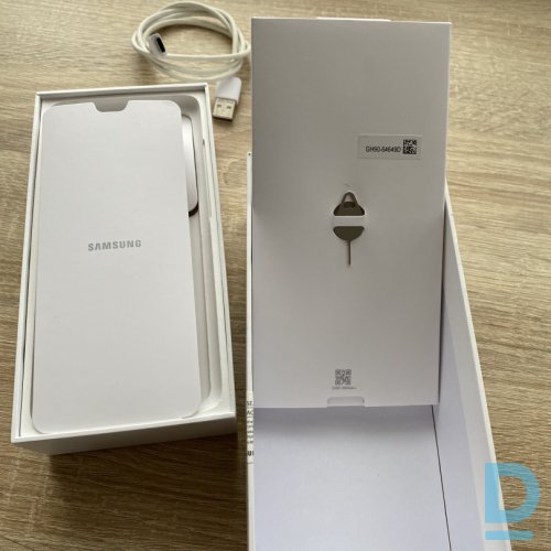 Pārdod Samsung Galaxy S20 FE