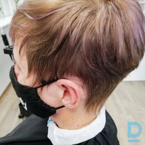 Piedāvā Matu griezums sievietēm Piedāvā Matu griezums sievietēm