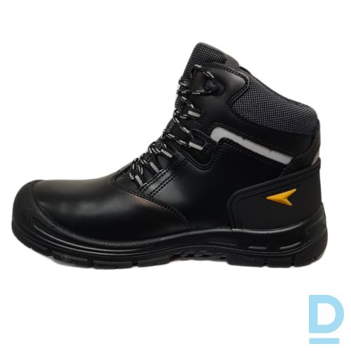 Pārdod SIA JACKAL  Vīriešu darba apavi