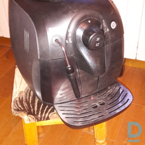 Pārdod PHILIPS kafijas automātu
