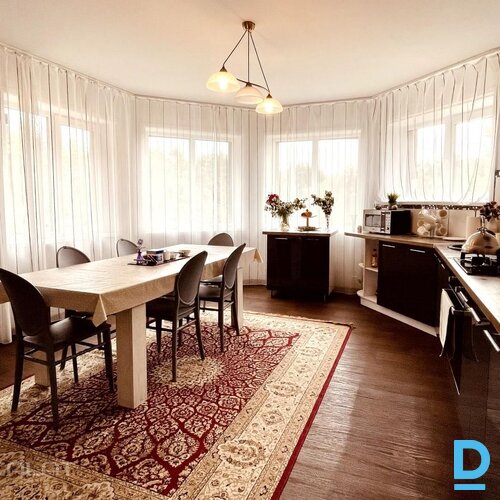 Pārdod mājas 1. līnija 