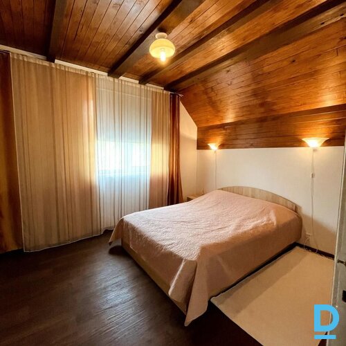 Pārdod mājas 1. līnija 