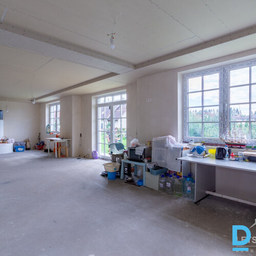 261.6 m² māja, 1508 m² zeme, Sūnu iela 8, Mežāres, Babītes pagasts, Mārupes novads, Latvija.