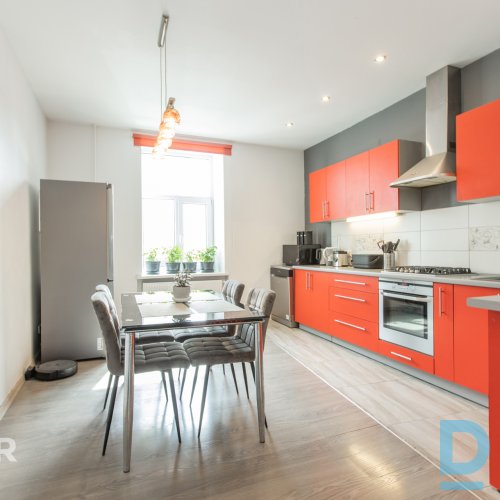 Pārdod dzīvokli Rīga, Brasa, Miera iela 94, 87m², 3 ist.