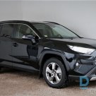 Pārdod Toyota RAV4, 2020