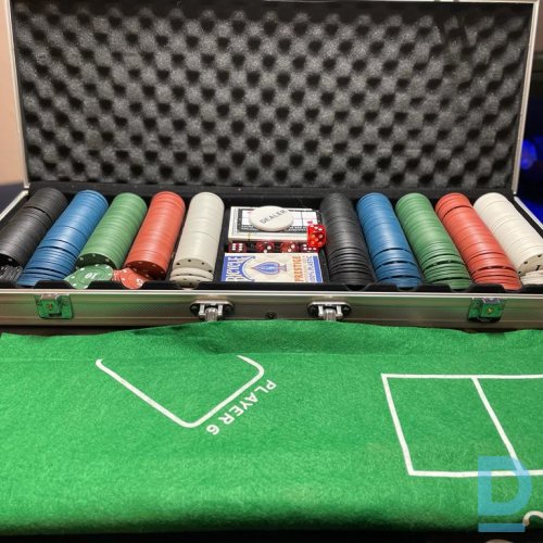 Pārdod POKER PRO komplektu Pārdod POKER PRO komplektu