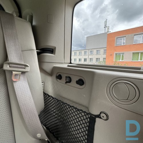 Pārdod Jeep Commander, 2006 4x4