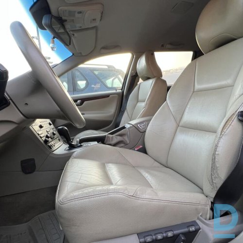 Pārdod Volvo V70 2.4d, 2006