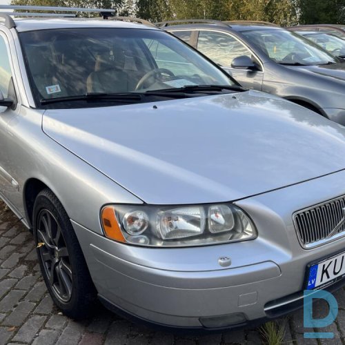 Pārdod Volvo V70 2.4d, 2006