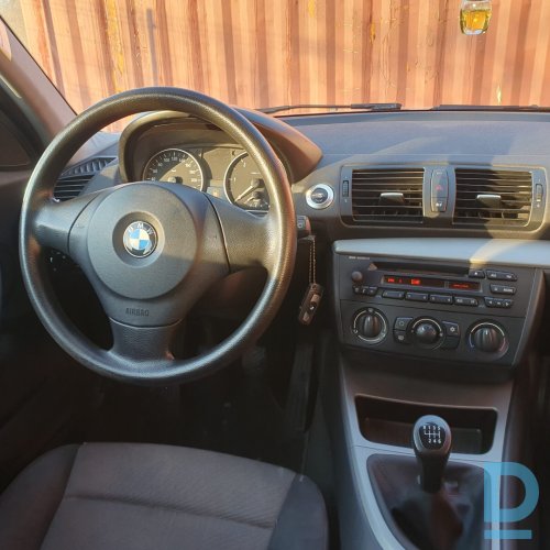 Pārdod BMW 118, 2005