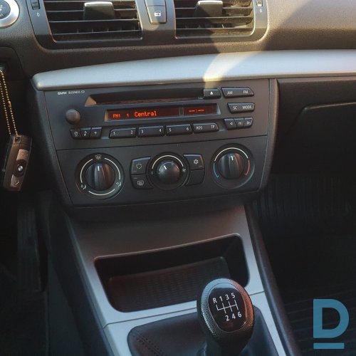 Pārdod BMW 118, 2005