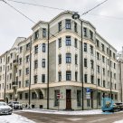 Gaišs 4-istabu dzīvoklis Rīgas klusajā centrā