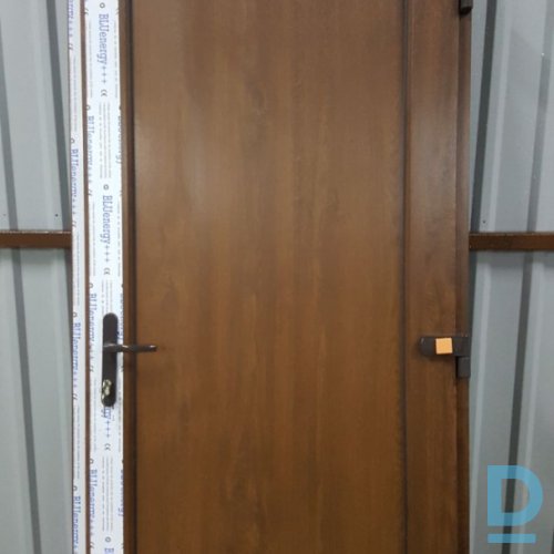 Pārdod PVC durvis Pārdod PVC durvis