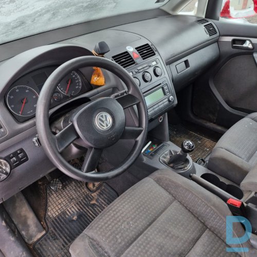 Pārdod Volkswagen Touran, 2005